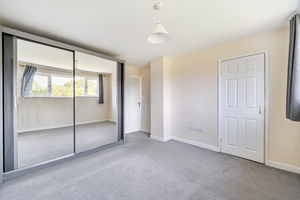 BEDROOM- click for photo gallery